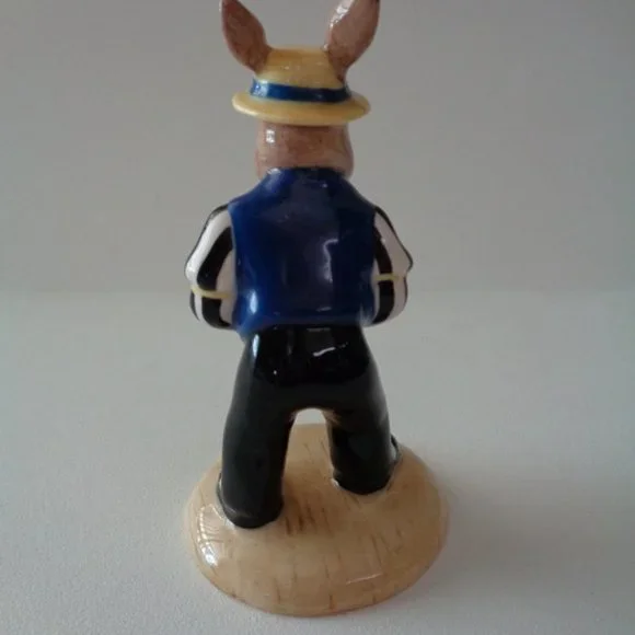 Royal Doulton Saxophone Bunnykins DB186 Special Edition Jazz collection